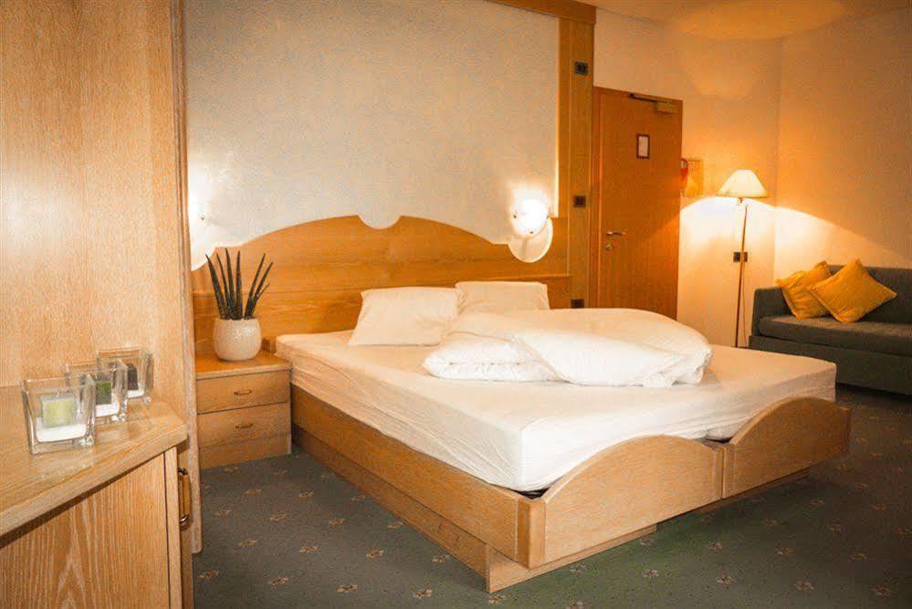 Prinz Rudolf Smart Hotel Merano Luaran gambar