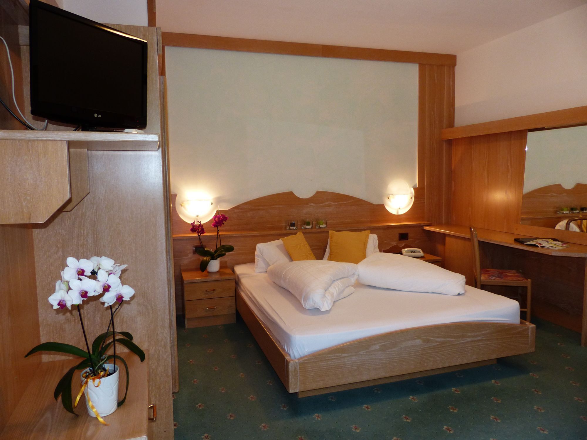 Prinz Rudolf Smart Hotel Merano Luaran gambar